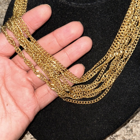 Trifari Vintage Multi-Strand Gold Necklace with Largo Gold Clasp Closure - Picture 3 of 7